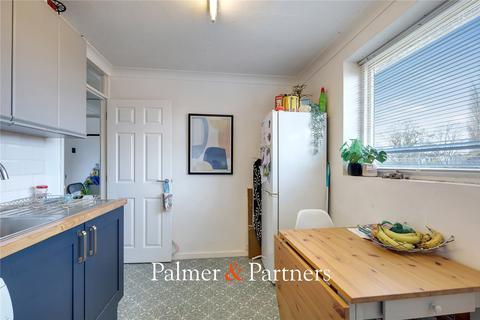 2 bedroom maisonette for sale, Grantham Court, Riverside, Colchester, Essex, CO1