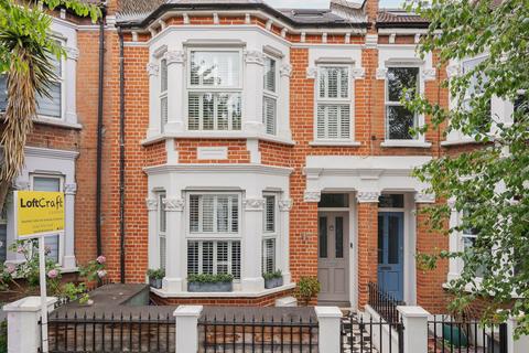 11 Phoenix Road, London, SE20 7BT