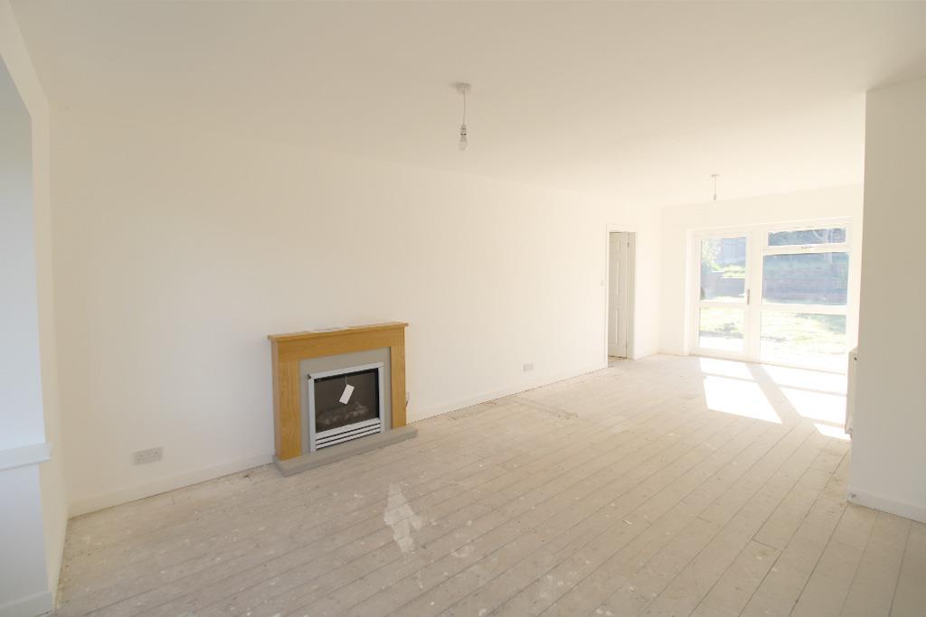 Lounge 2.jpg