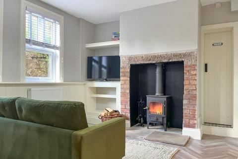 2 bedroom end of terrace house for sale, Scarthin, Cromford DE4