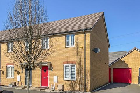 3 bedroom end of terrace house for sale, Theedway, Leighton Buzzard, LU7