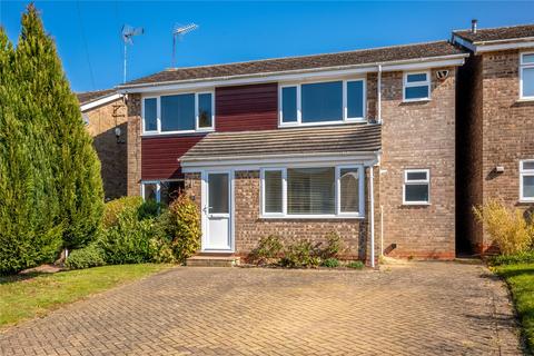 4 bedroom detached house for sale, Colesbourne Road, Oxfordshire OX15