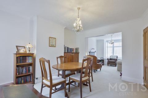 19 Chilham Road, Folkestone, CT19 4HG