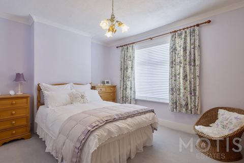 19 Chilham Road, Folkestone, CT19 4HG
