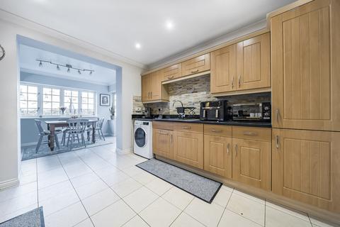 7 Southbank, Hextable, Swanley, BR8 7PP