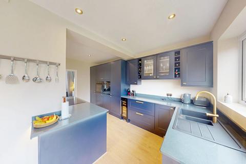 29 Dobb Brow Road, Westhoughton, Bolton, BL5 2AY