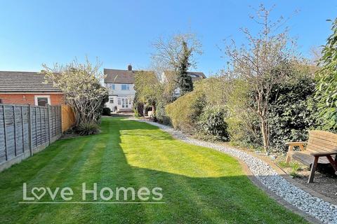 3 bedroom semi-detached house for sale, Station Road, Flitwick