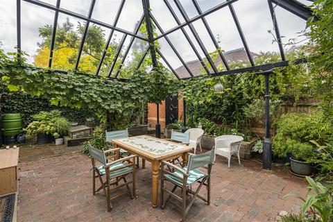 The Mead Croft Road, Shinfield, Reading, RG2 9EY