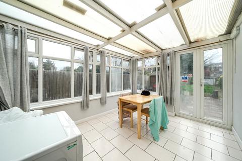 100 Plumstead Common Road, London, SE18 3RE