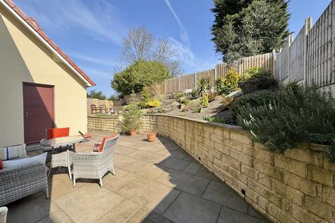 45 Barden Drive, Barnsley, S75 2QT
