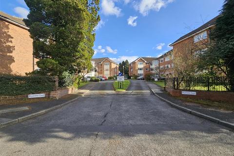 32 Bryanston Court, Solihull, B91 1BN
