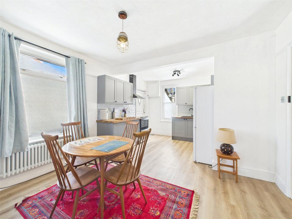 Kitchen / Dining