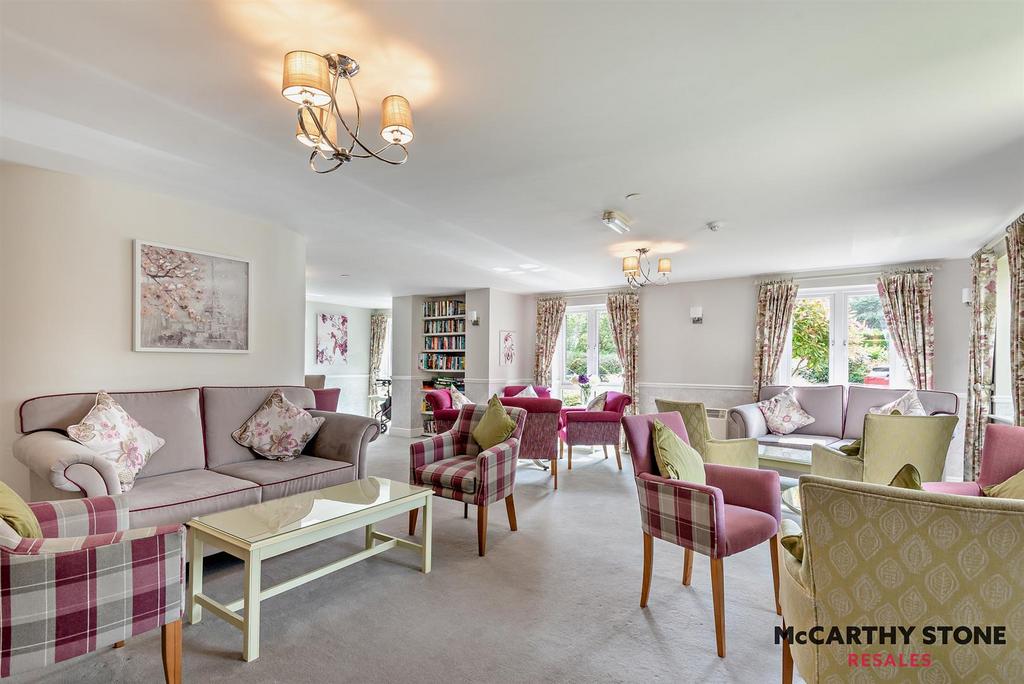 Homeowners Lounge