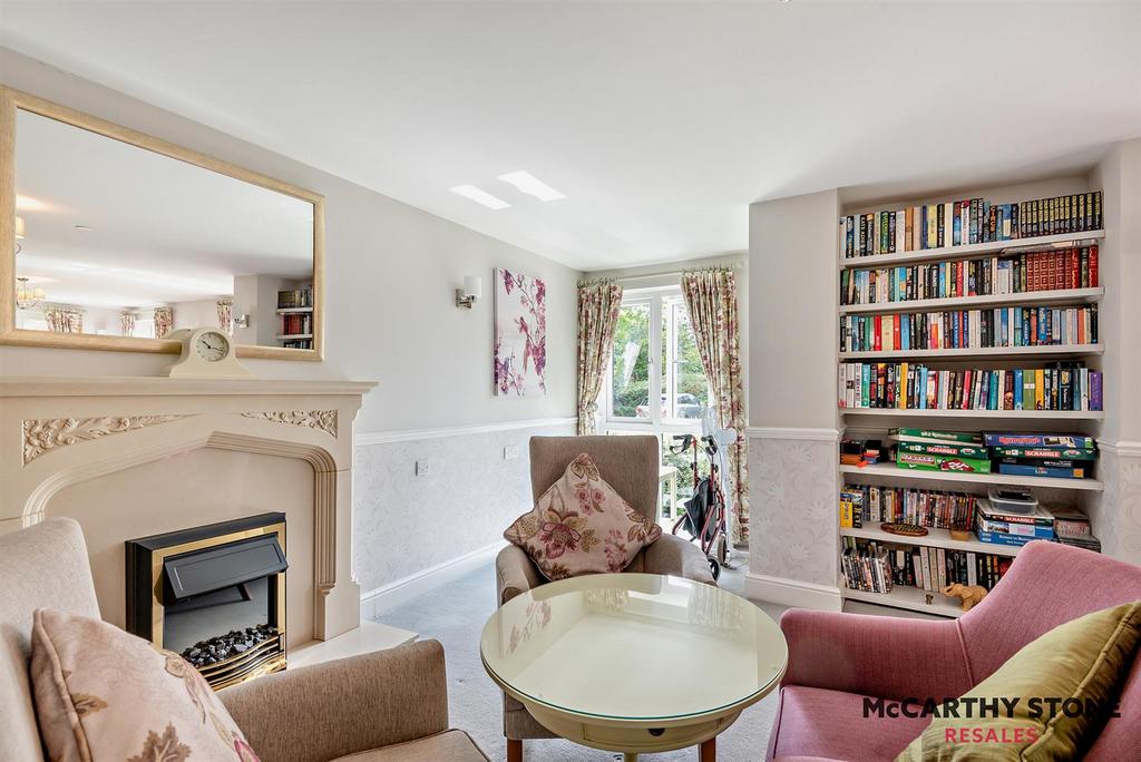Homeowners Lounge