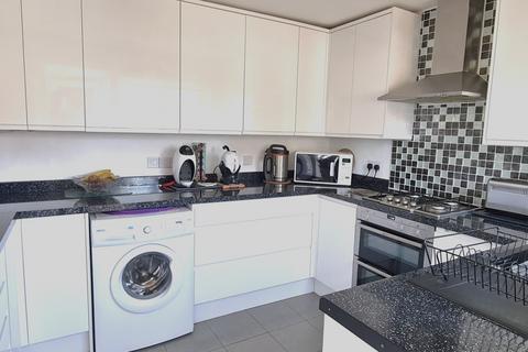 39 Bettertons Close, Fairford, GL7 4HY