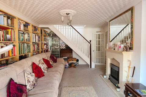 39 Bettertons Close, Fairford, GL7 4HY