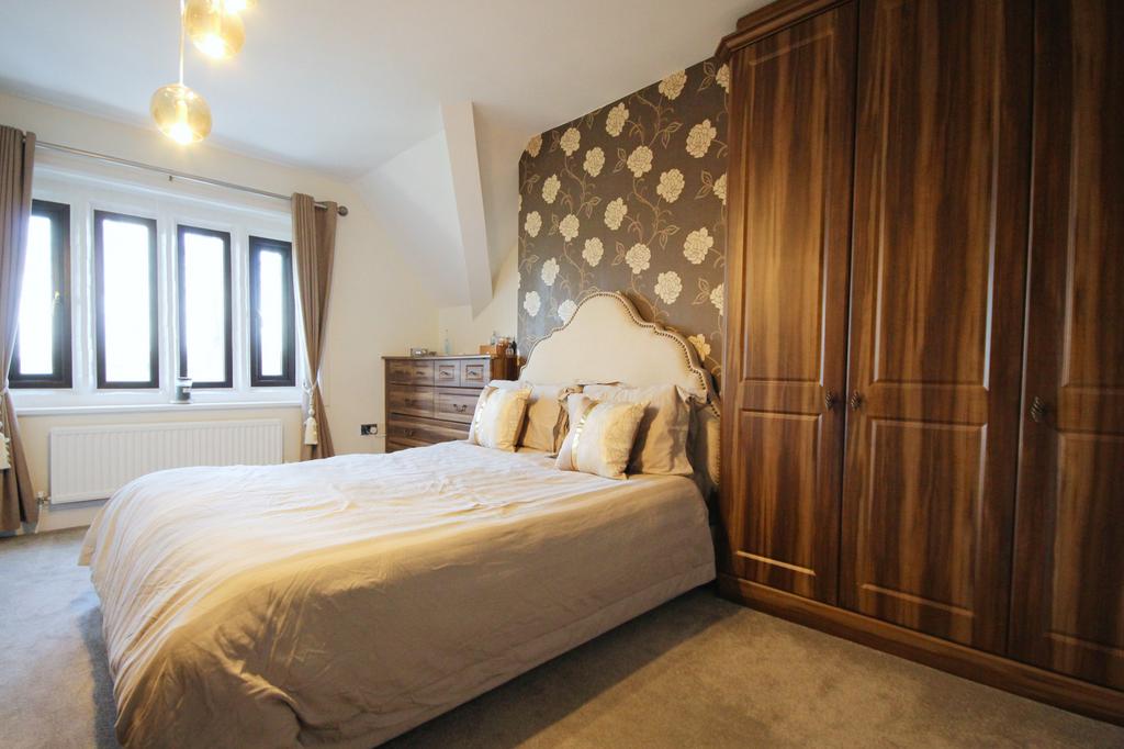 Main Bedroom