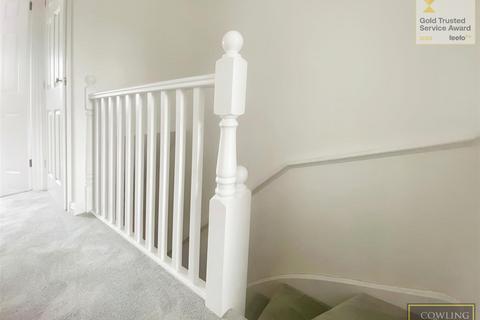 3 bedroom terraced house for sale, Station Avenue, Wickford