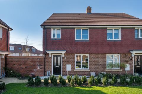 2 bedroom semi-detached house for sale, Bartlett Avenue, Badshot Lea, Farnham