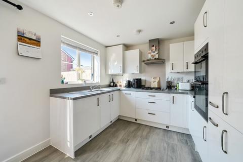 2 bedroom semi-detached house for sale, Bartlett Avenue, Badshot Lea, Farnham