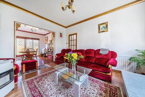 8 Briar Gardens, Bromley, BR2 7JL