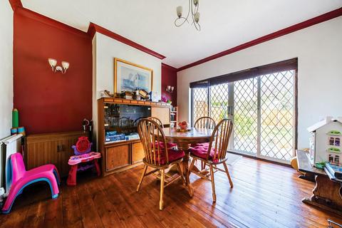 8 Briar Gardens, Bromley, BR2 7JL