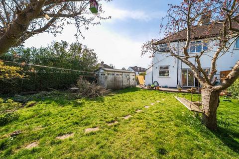 8 Briar Gardens, Bromley, BR2 7JL