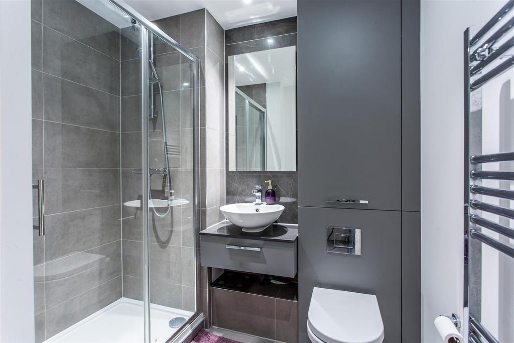 En suite shower room