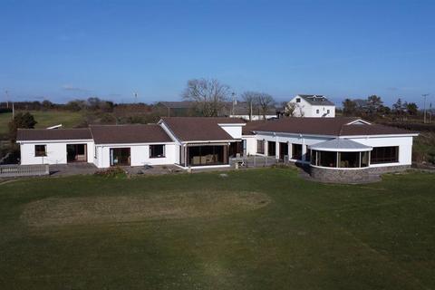 4 bedroom detached house for sale, Pembrey, Burry Port, SA16