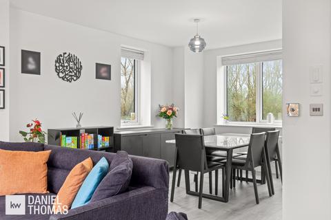 4 Willow Tree Drive, Waltham Cross, EN8 7FL