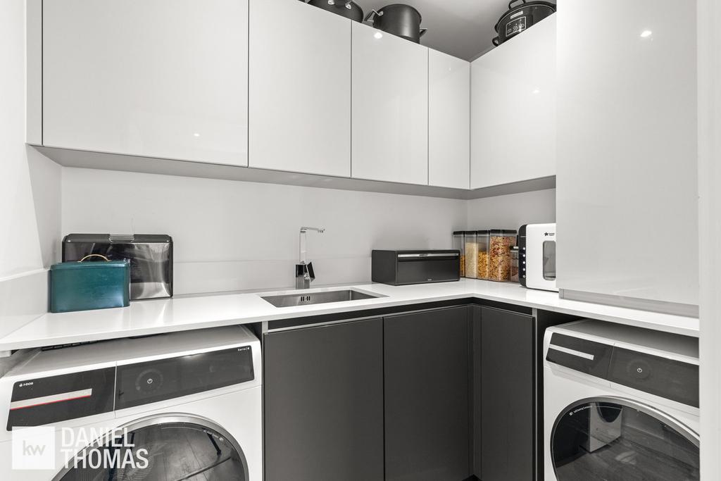 Utility room, utility
