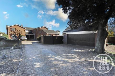 6 bedroom detached house for sale, Corton Road, Corton, NR32