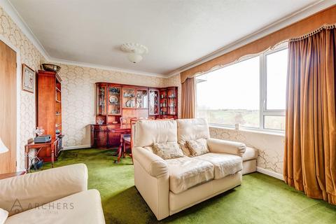 2 bedroom flat for sale, Moorbank Road, Sandygate, Sheffield