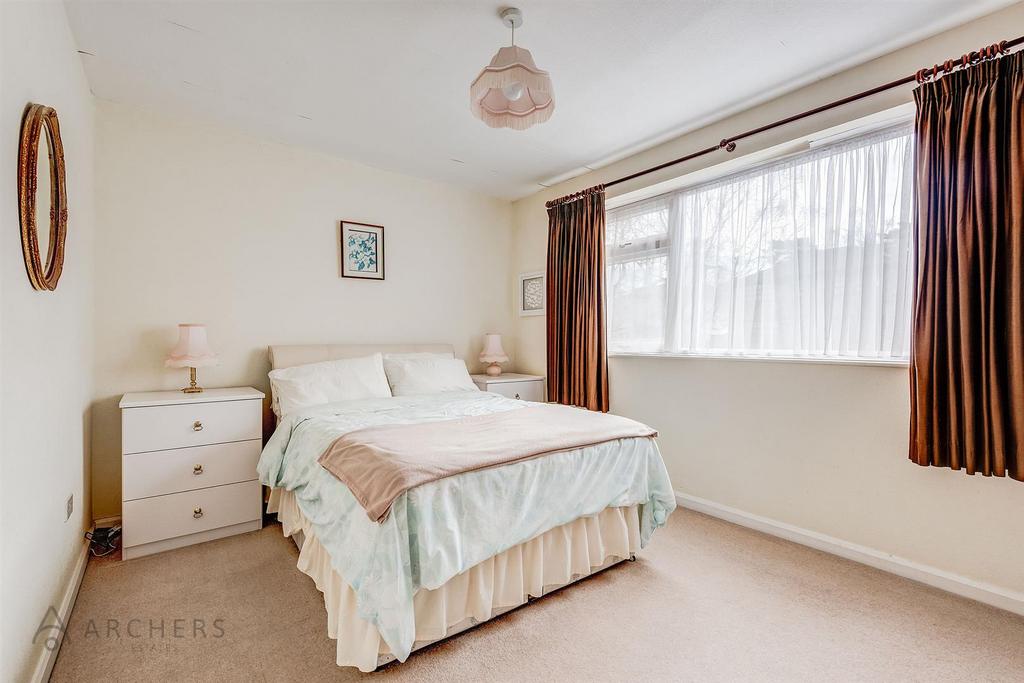 Flat5,16 Moorbank Road(Interior)(14of18).jpg