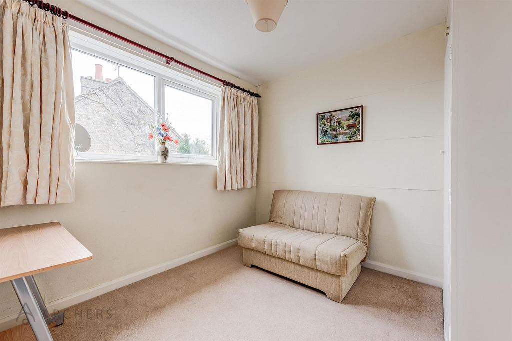 Flat5,16 Moorbank Road(Interior)(16of18).jpg
