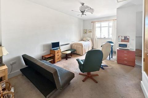 Studio for sale, Lymington Road, Highcliffe, Dorset. BH23 5EY