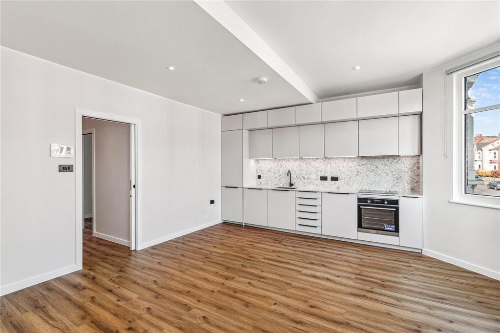 Kitchen/Living Area