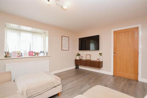 4 bedroom semi-detached house for sale, Windmill Way, Kirton Lindsey, Gainsborough