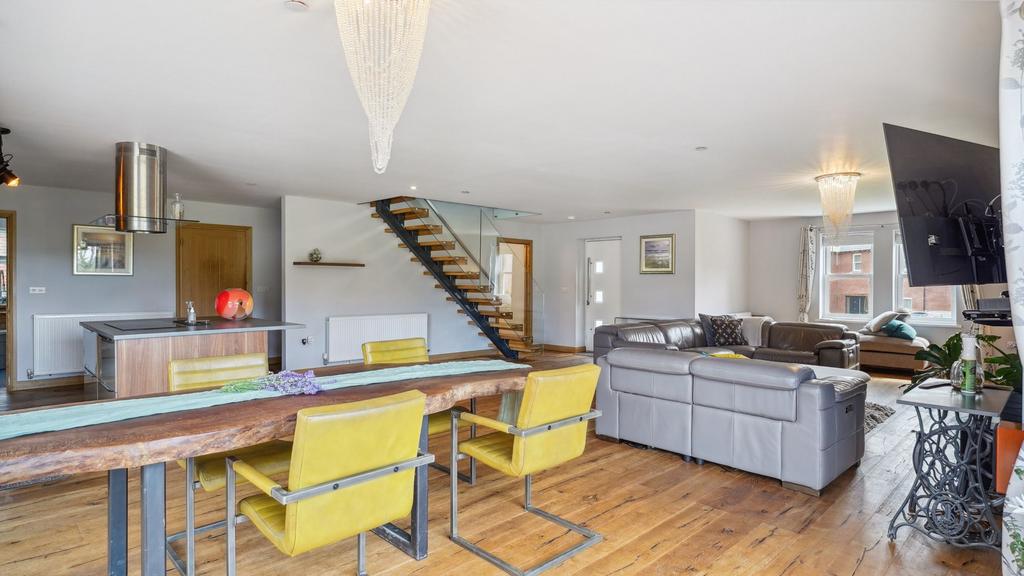 Open Plan Living/Kitchen/Dining Room