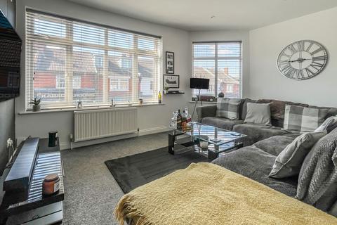 2 bedroom maisonette for sale, Charminster Road, Bournemouth BH8