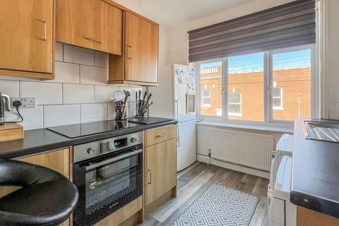 2 bedroom maisonette for sale, Charminster Road, Bournemouth BH8