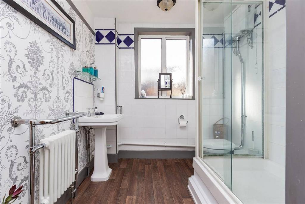 Shower/WC