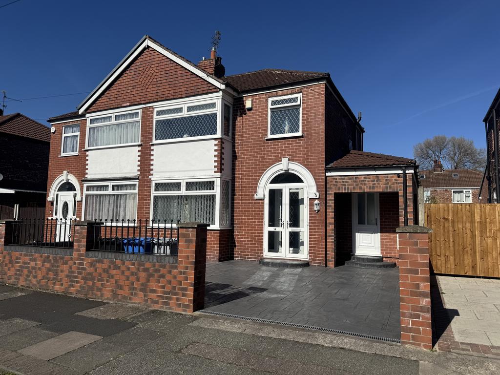 3 Bedroom Semi Detached for Sale