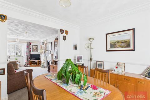 4 bedroom detached house for sale, Cavalry Court, Scarborough