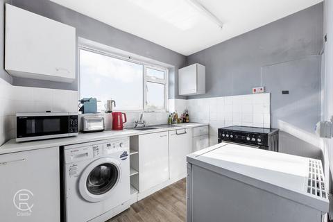 2 bedroom flat for sale, Studley Grange Road, London, W7