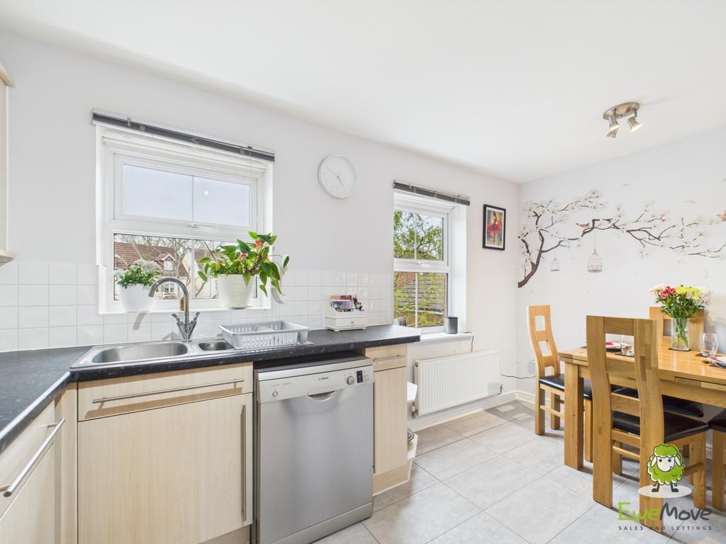 Kitchen Middle Floor