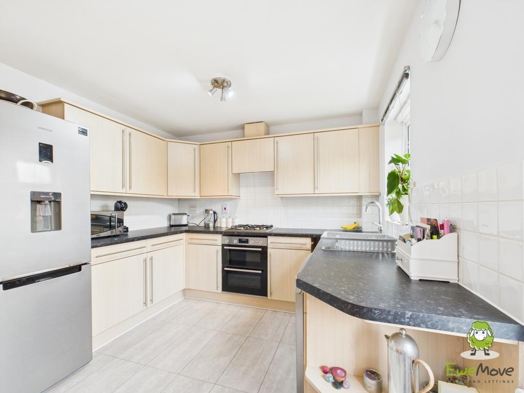 Kitchen Middle Floor