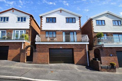undefined, Porth CF39