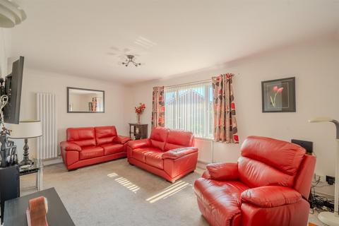 1 Ambrose Way, New Inn, Pontypool, NP4 0QR