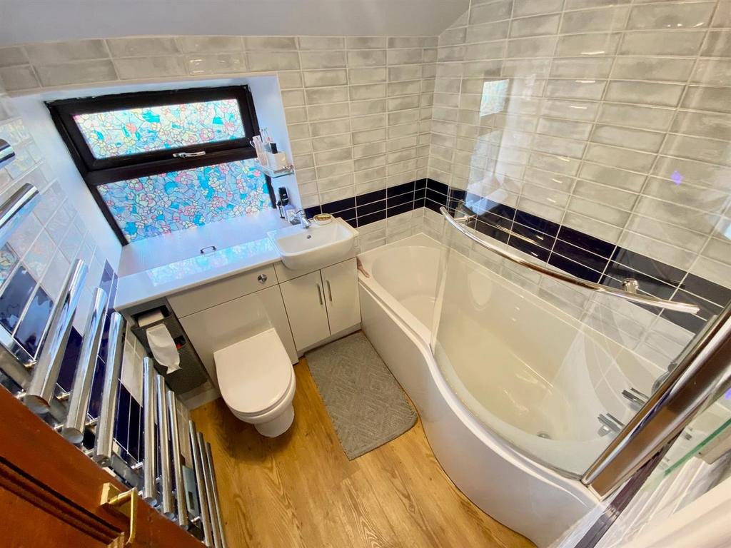 Bramleys Estate Agents - Luck Lane - Huddersfield